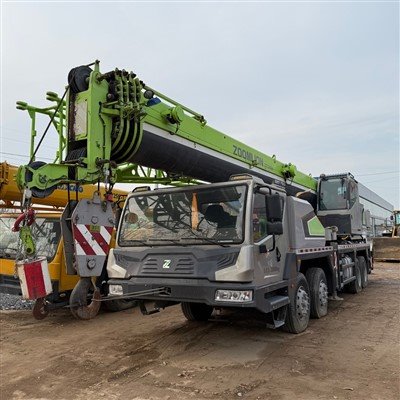 Grua mòbil petita
